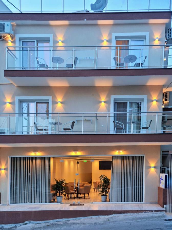 Star Bay Luxury Aparthotel Limenaria  Exterior photo